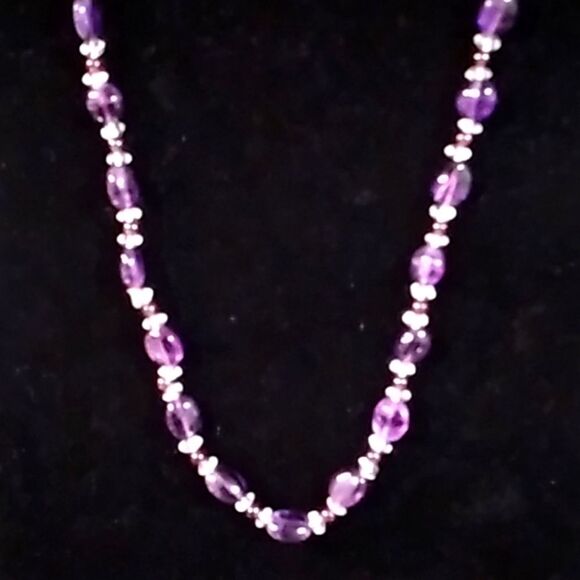 Purple/Clear Necklace/Earrings/Bracelet. - Picture 2 of 6